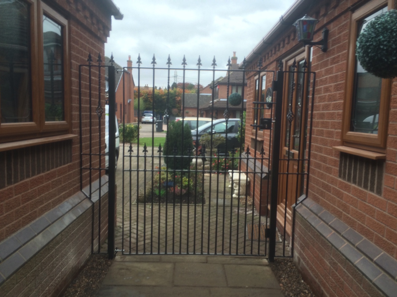 Metal Side Gate fitted between 2 house walls