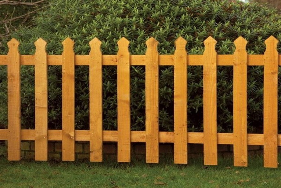 Wooden picket fence example