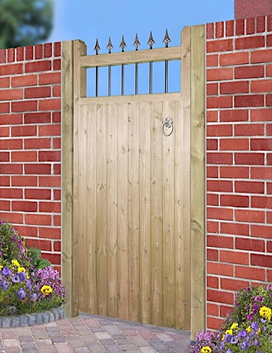 Hampton wooden side gate design