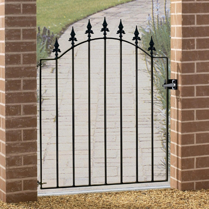 Warwick metal garden gate design