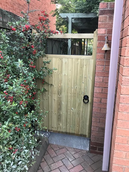 Windsor timber gate fitted in Preston